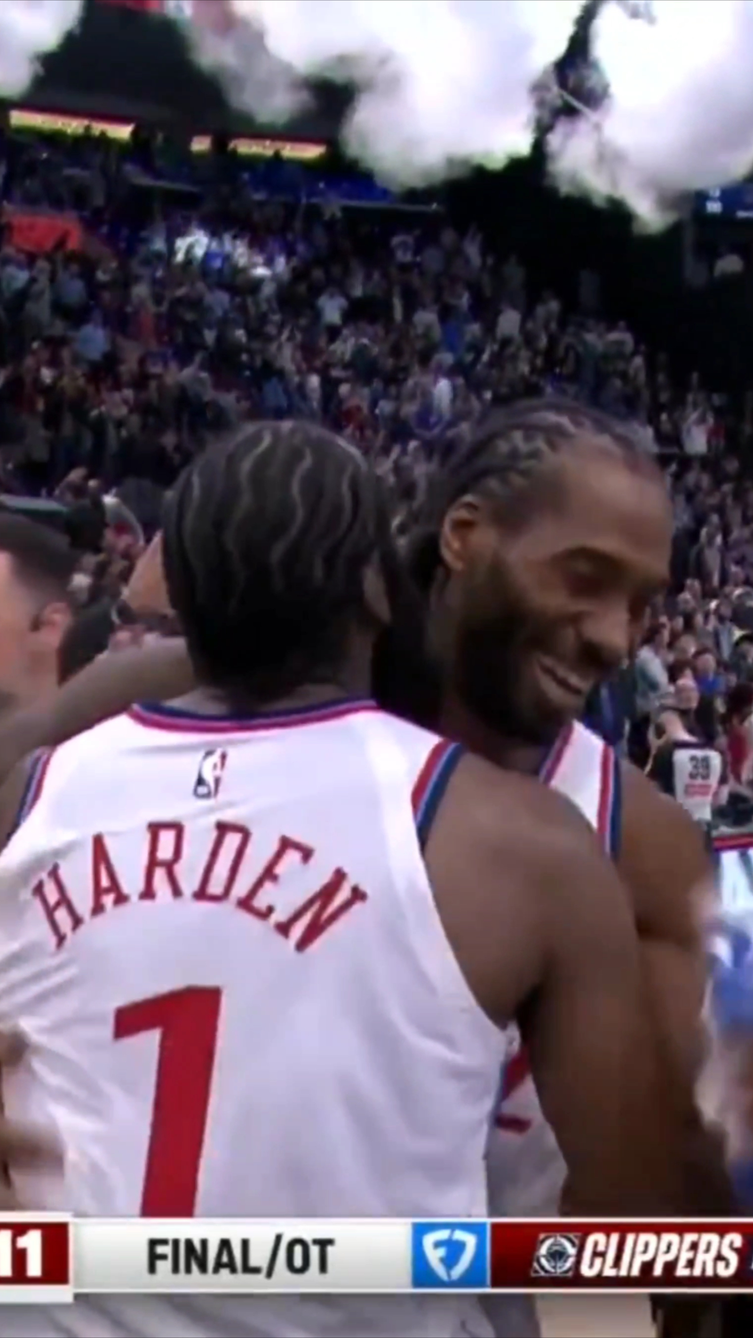 包含集结日克里夫兰骑士备战CBA季后赛；绝杀压哨细节曝光；悬念犹存；控场能力受关注的词条-英雄联盟竞猜